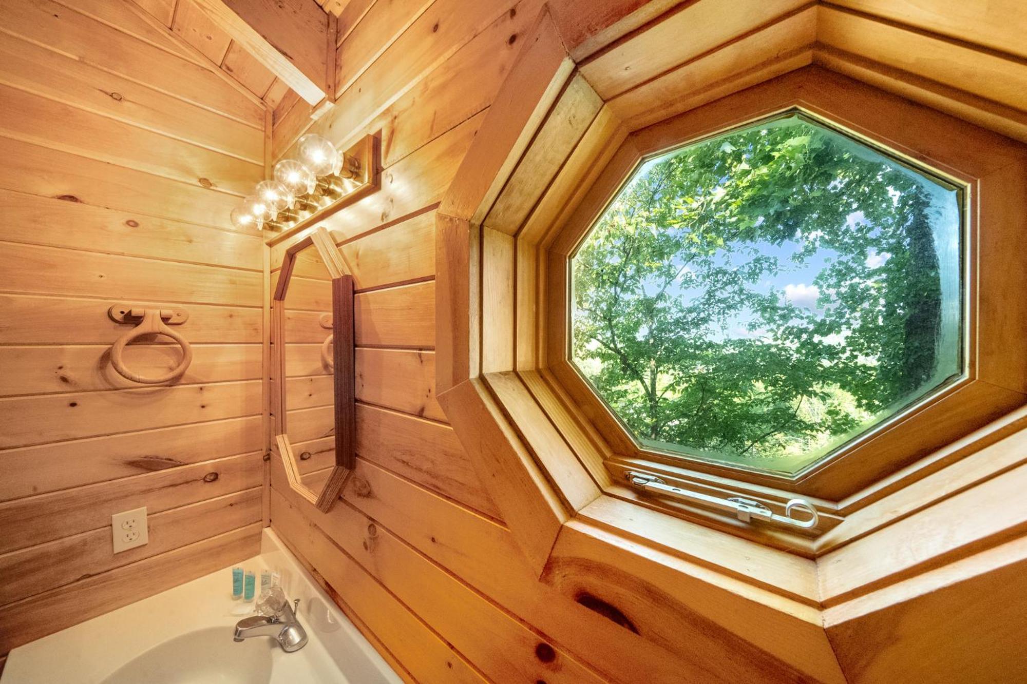 Baloo'S Bungalow Gatlinburg Εξωτερικό φωτογραφία